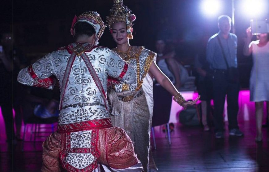 ล่องเรือดินเนอร์ แม่น้ำเจ้าพระยา ทานบุฟเฟต์ไทย นานาชาติ ซีฟู้ด